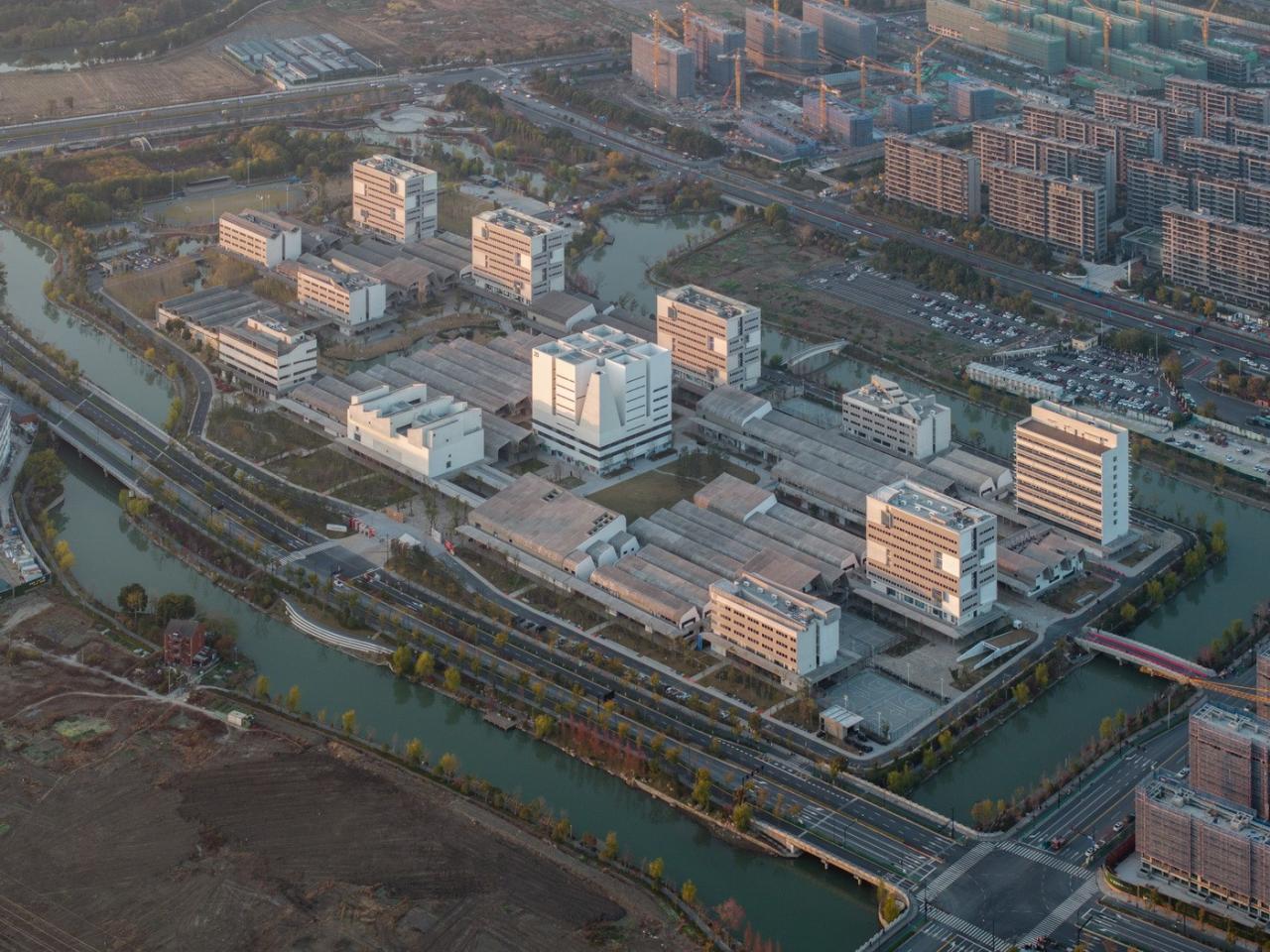 BIM建筑|中国美术学院良渚校区一期全场落成 / 非常建筑