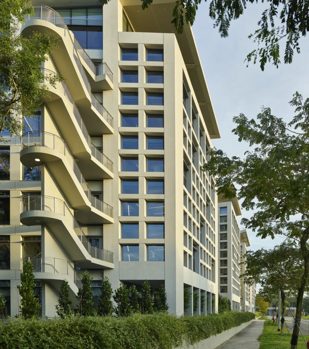 BIM建筑|开启花园办公的未来形态：盛裕集团总部 / Surbana Jurong Campus