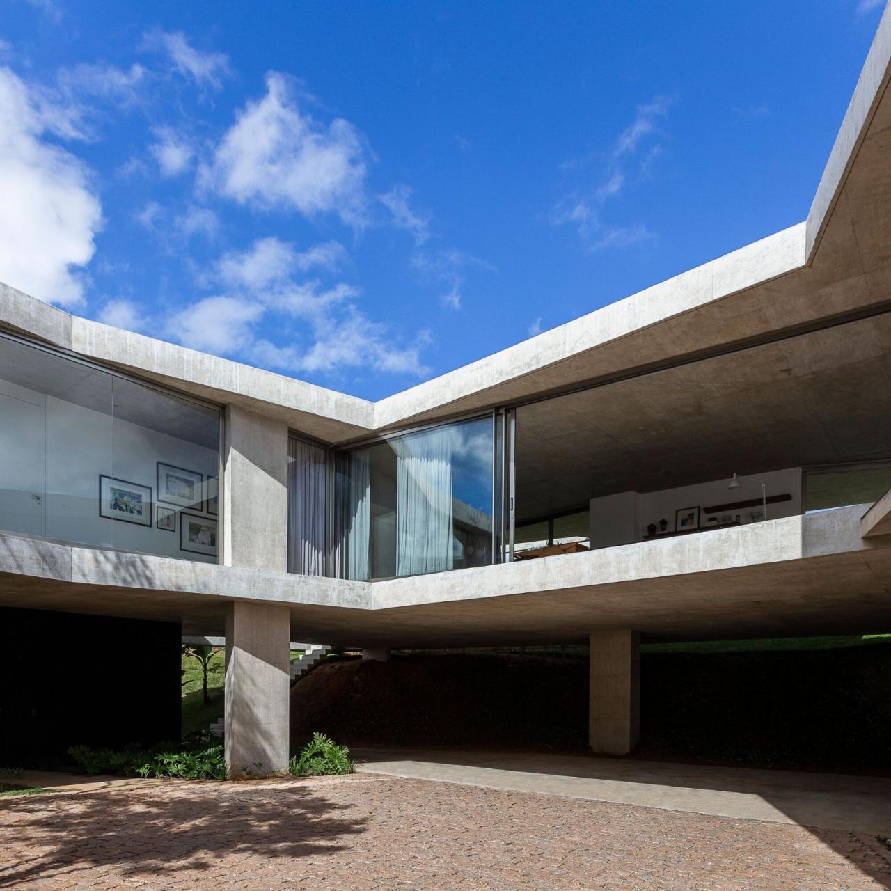 BIM建筑|减法屋 / FGMF