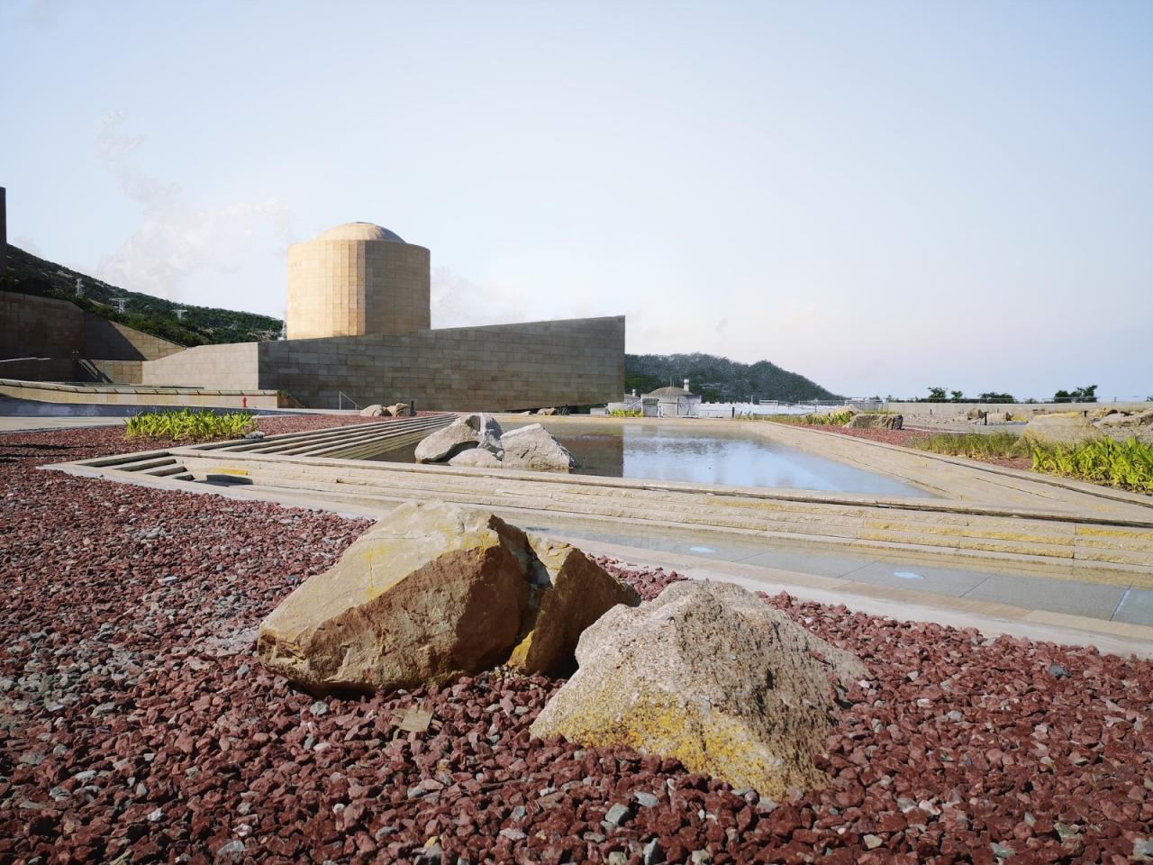 BIM建筑|大亚湾核能科技馆 / 易加独特视野 + 华艺设计