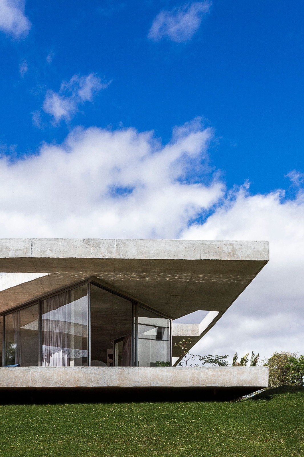 BIM建筑|减法屋 / FGMF