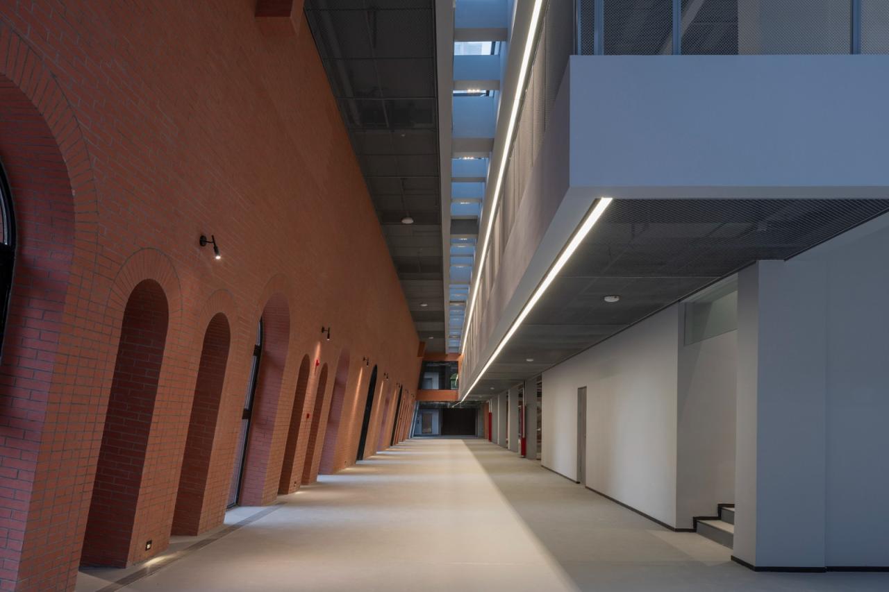 BIM建筑|砖窑里·西三旗砖窑工业遗址改造 / MAT 超级建筑事务所