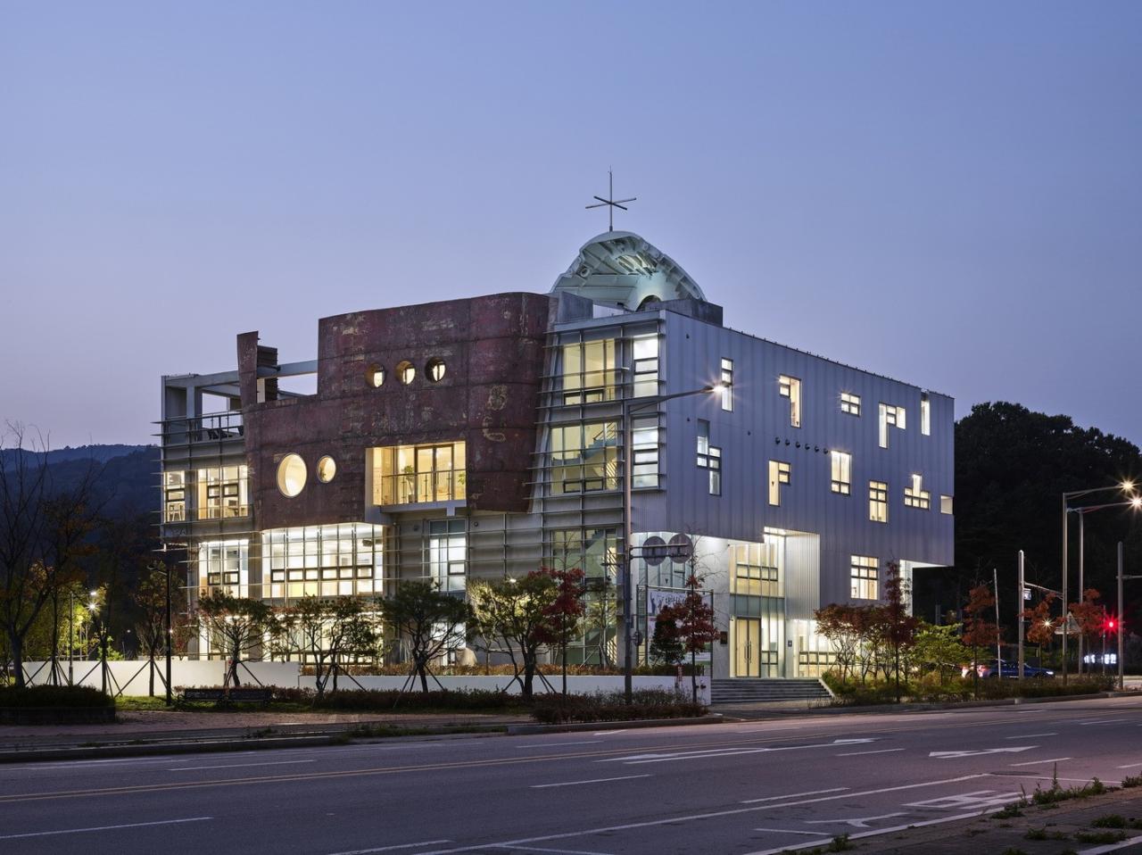 BIM建筑|永宗岛恩诺里教堂 / shinslab architecture