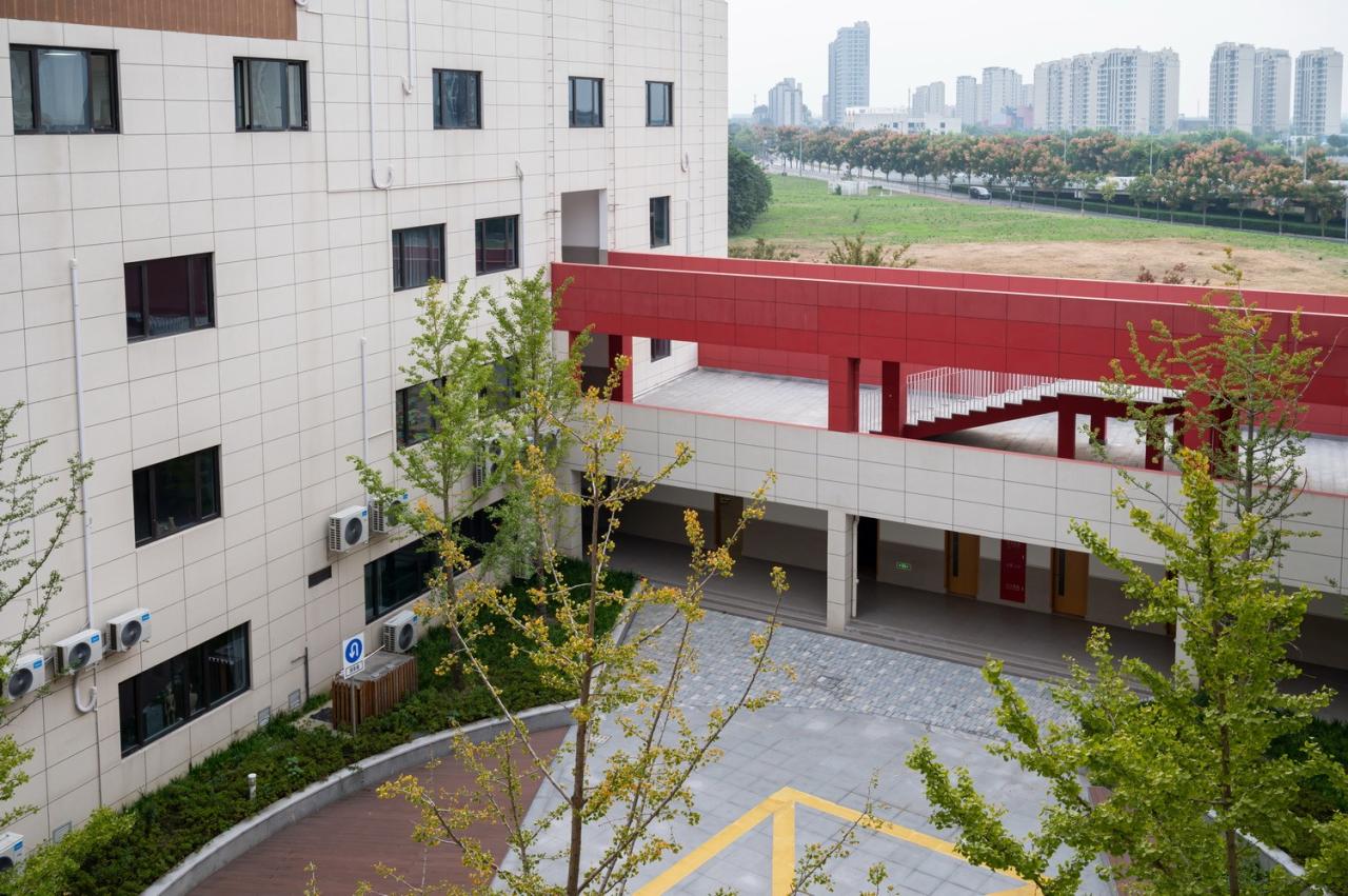 BIM建筑|此时此地：面向走班教学的高密度校园实践——青浦兰生•思源中学 / 创霖-泽柏