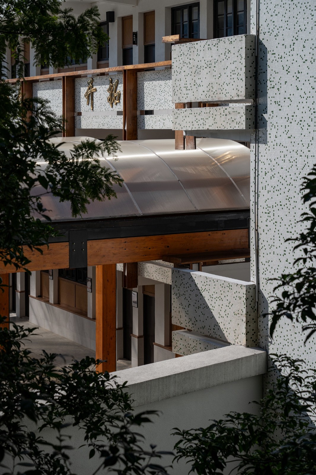 BIM建筑|绍兴孙岙小学改造 / 造作建筑