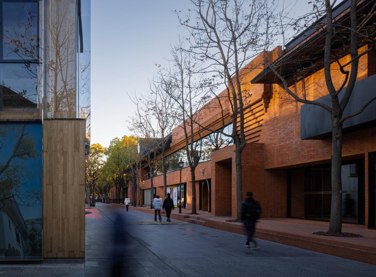 BIM建筑|动力车间 / 本哲建筑