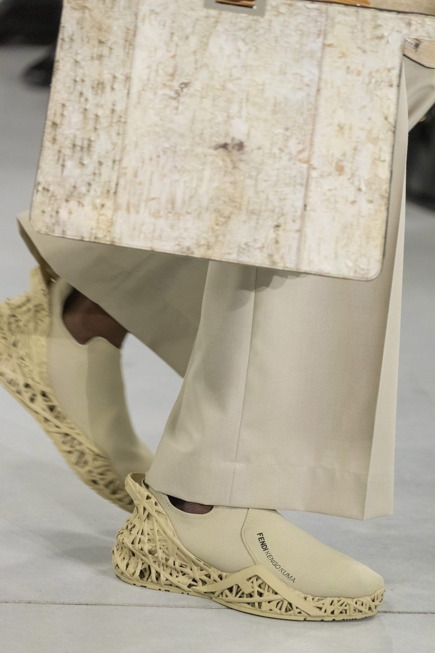 BIM建筑|隈研吾为芬迪设计用和纸和树皮制作的配饰