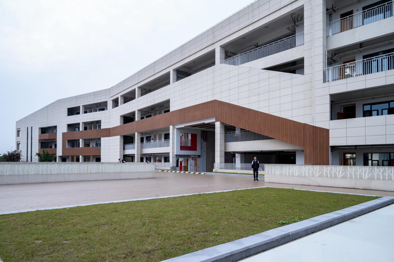 BIM建筑|此时此地：面向走班教学的高密度校园实践——青浦兰生•思源中学 / 创霖-泽柏