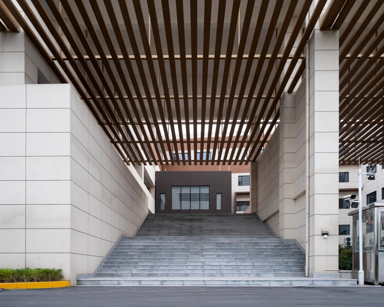 BIM建筑|此时此地：面向走班教学的高密度校园实践——青浦兰生•思源中学 / 创霖-泽柏