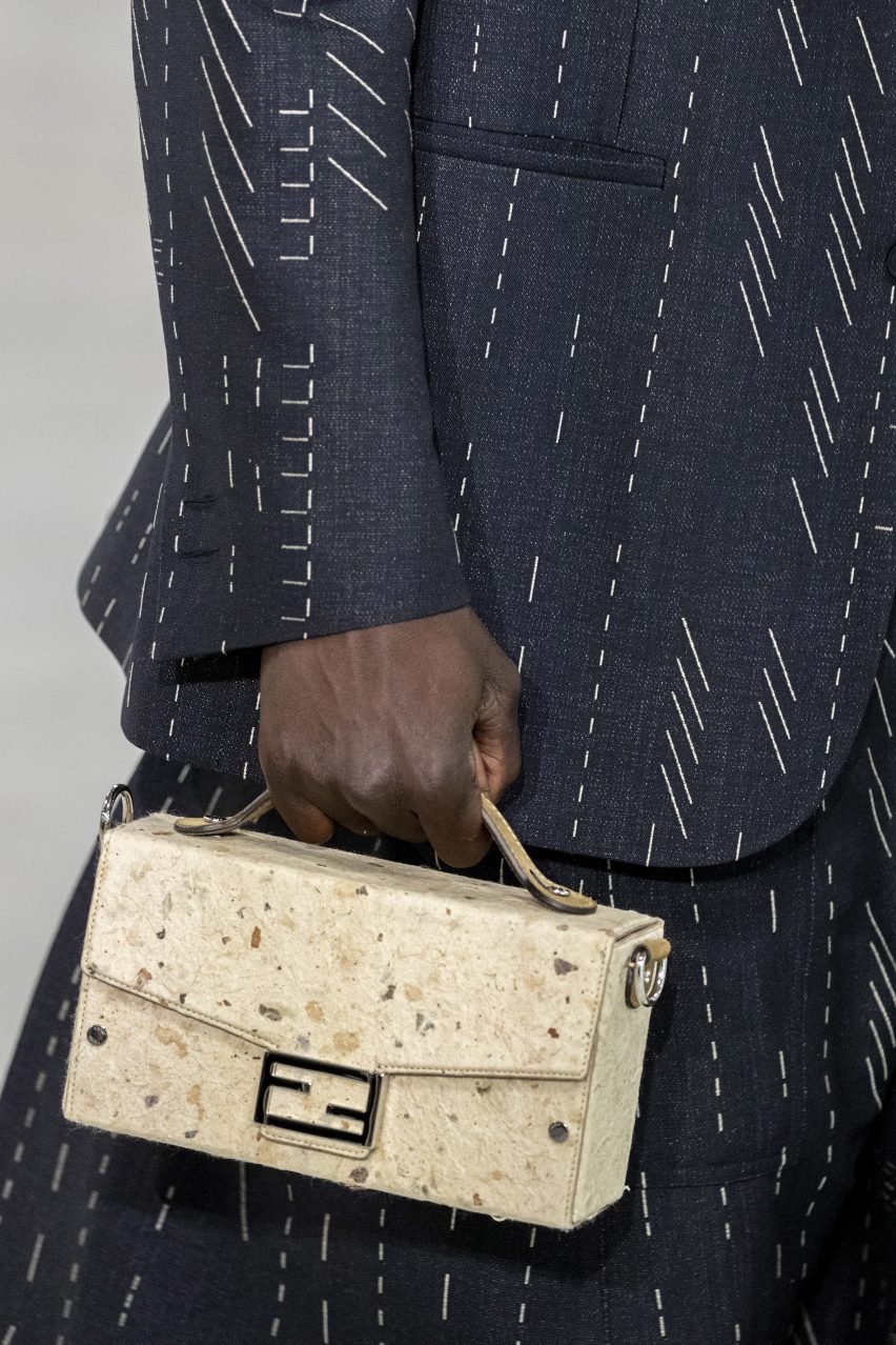 BIM建筑|隈研吾为芬迪设计用和纸和树皮制作的配饰