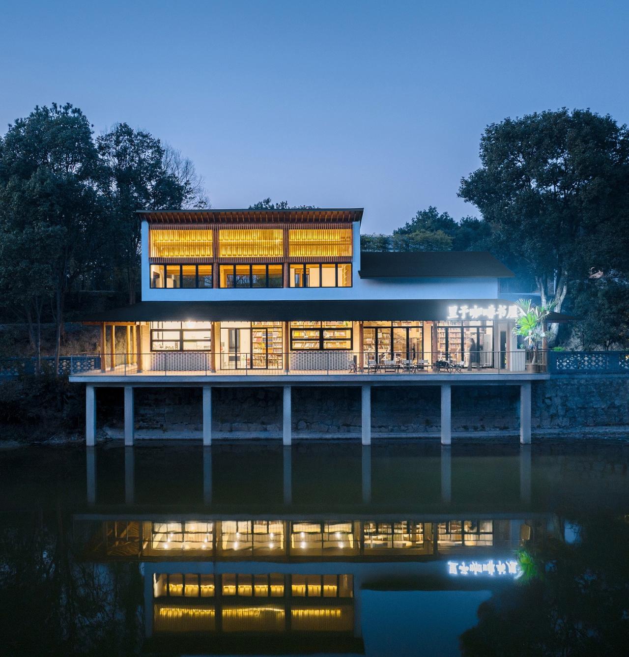 BIM建筑|大沙里乡村咖啡书屋 / 之行建筑