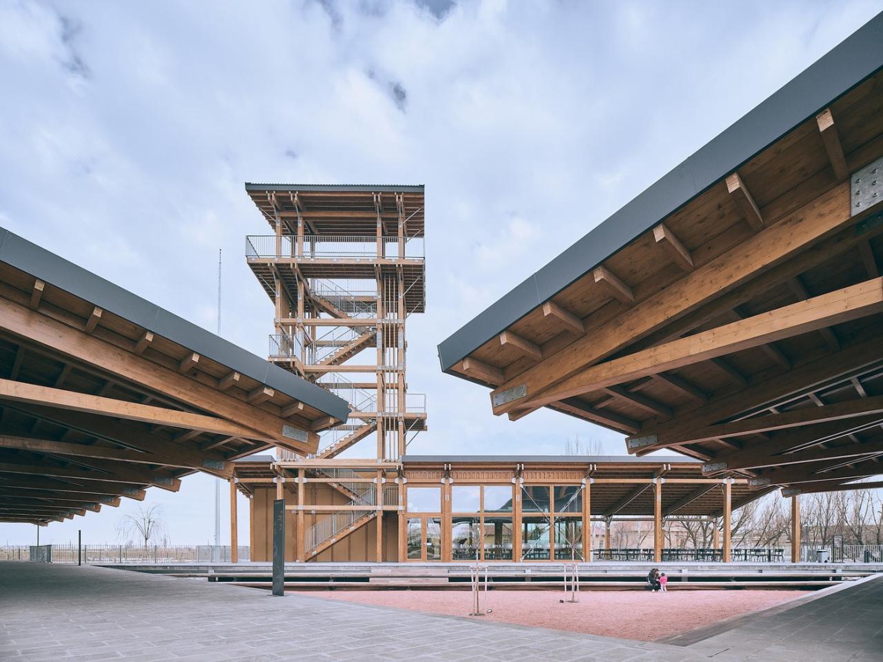 BIM建筑|恰塔霍裕克游客中心 / TEGET