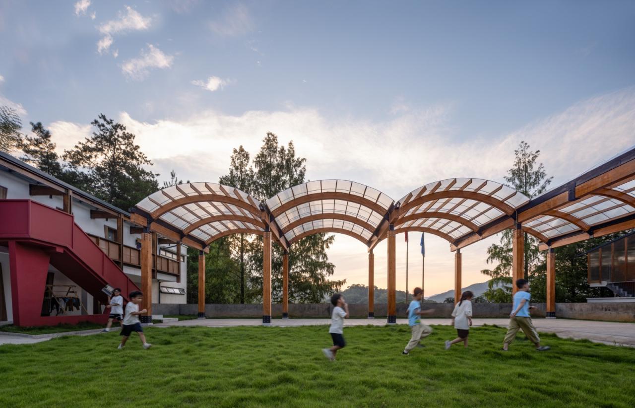 BIM建筑|绍兴孙岙小学改造 / 造作建筑