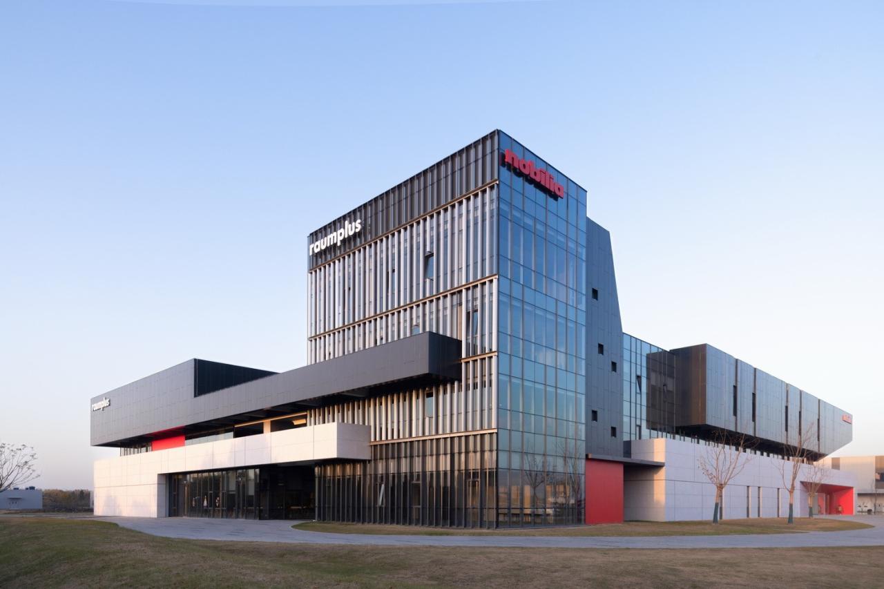 BIM建筑|柏丽德禄亚太生产研发总部 / Chiasmus Partners