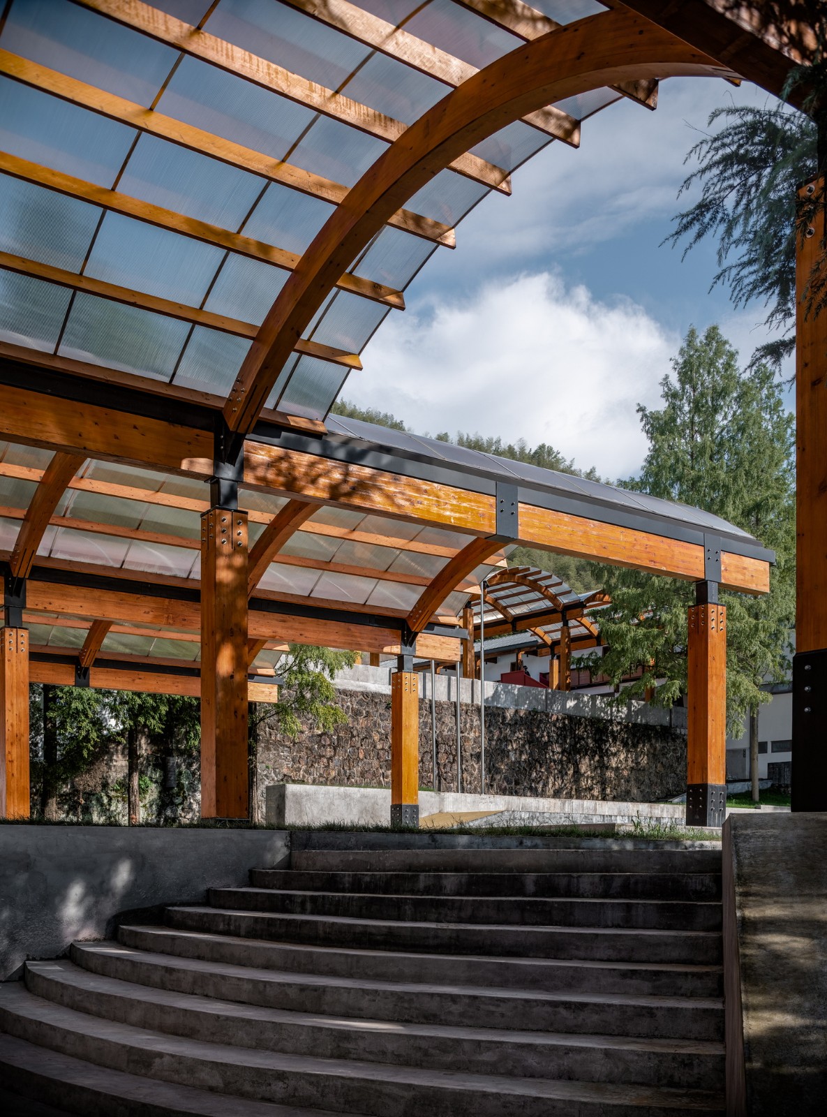 BIM建筑|绍兴孙岙小学改造 / 造作建筑