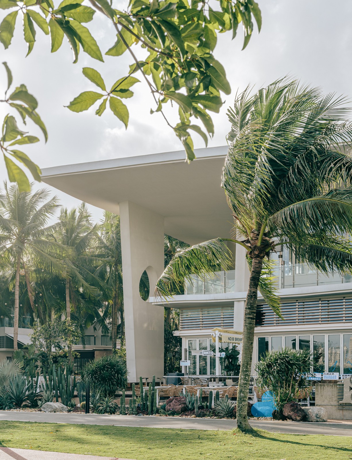 BIM建筑|世纪海角商业街 / 大料建筑