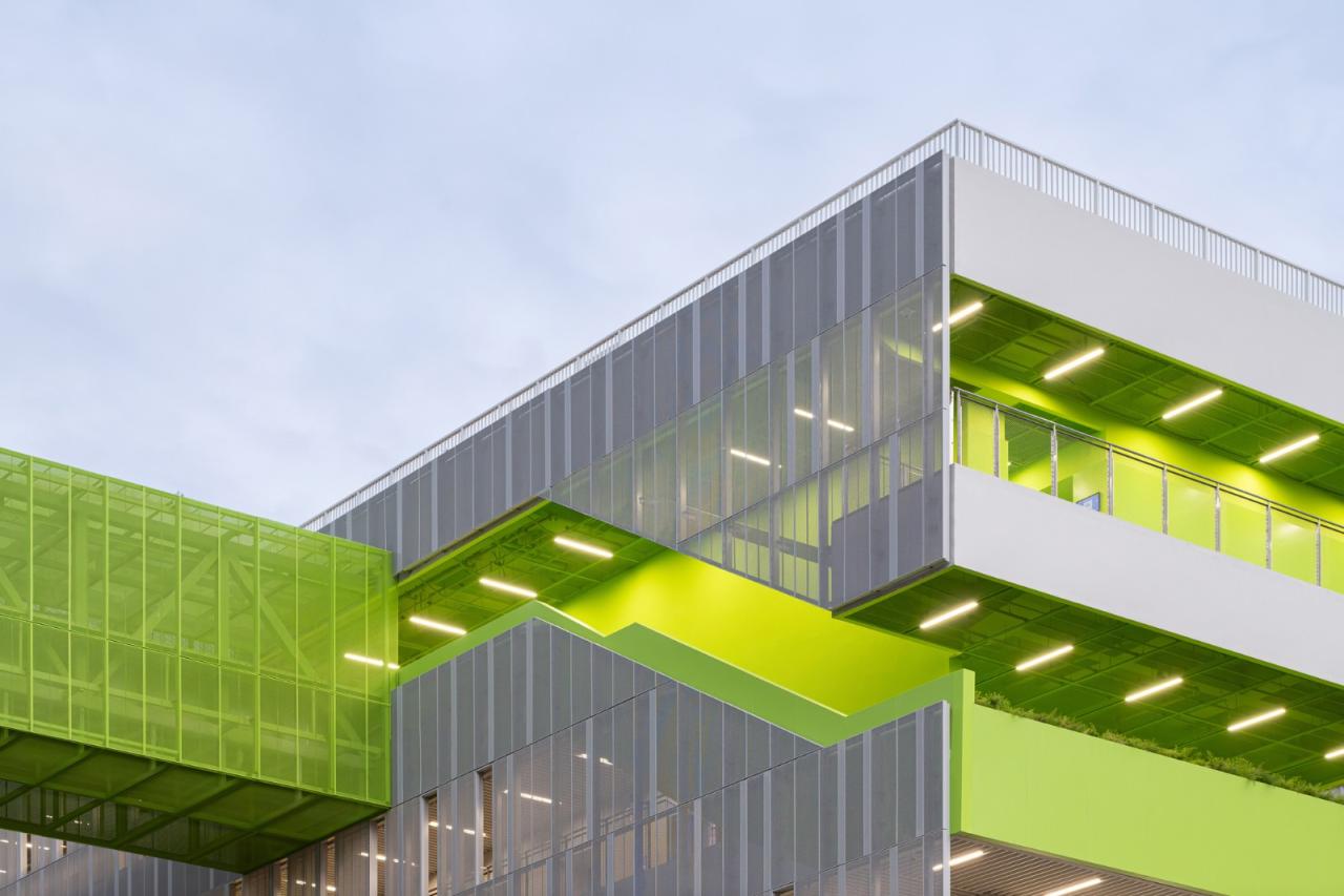 BIM建筑|福田中学校园设计 / reMIX 临界工作室