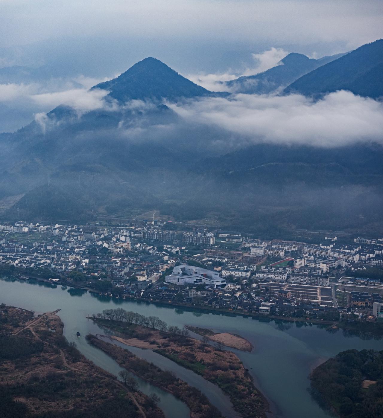 BIM建筑|丽水最大艺术综合体：古堰画乡艺术中心 / 孟凡浩-line+建筑事务所