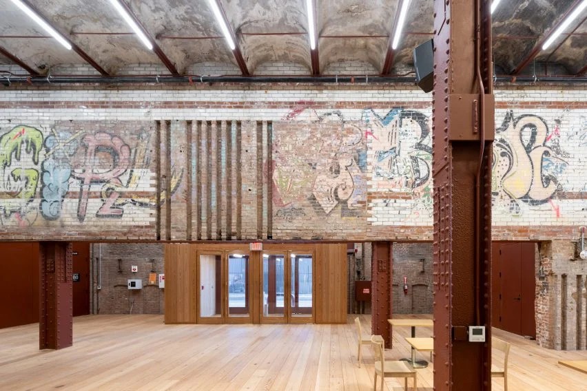 BIM建筑|赫尔佐格-德梅隆将废弃的发电厂改造成艺术中心