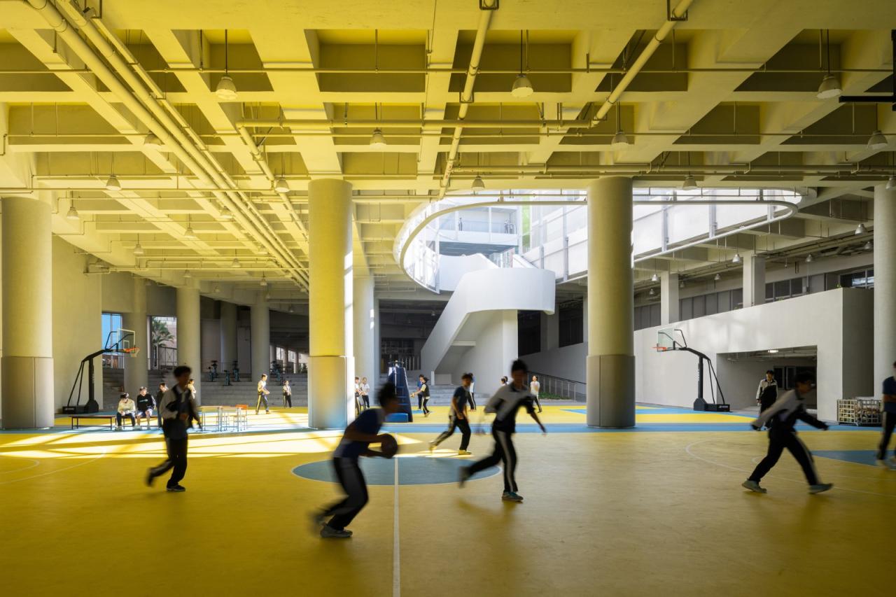 BIM建筑|福田中学校园设计 / reMIX 临界工作室