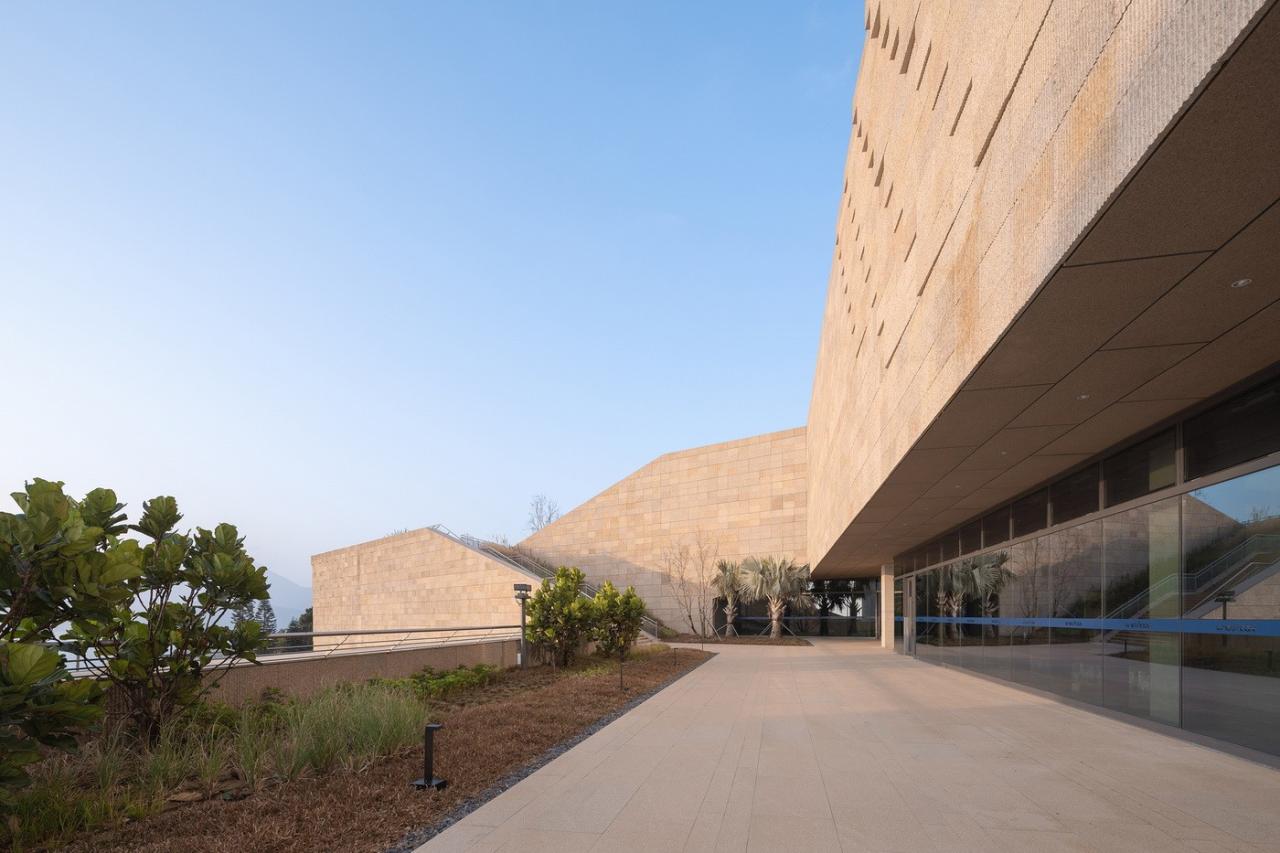 BIM建筑|大亚湾核能科技馆 / 易加独特视野 + 华艺设计