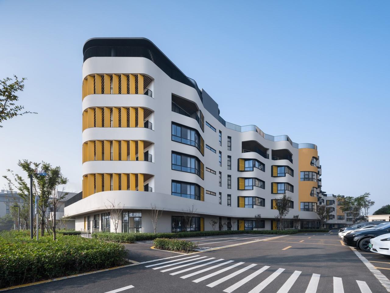 BIM建筑|上海师范大学附属青浦实验学校 / BAU建筑城市设计事务所