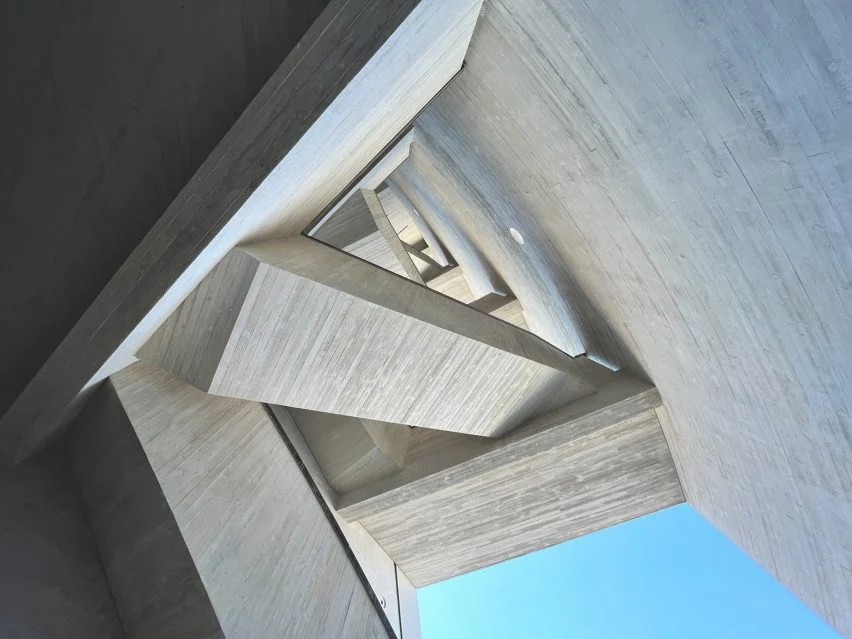 BIM建筑|开放工作室在烟台设计“太阳塔”