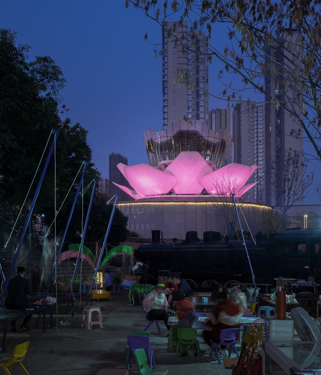 BIM建筑|整体可动的动态建筑：长沙“湘江之眼” / 朱培栋-line+建筑事务所