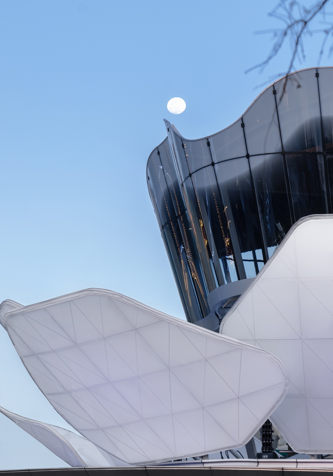 BIM建筑|整体可动的动态建筑：长沙“湘江之眼” / 朱培栋-line+建筑事务所