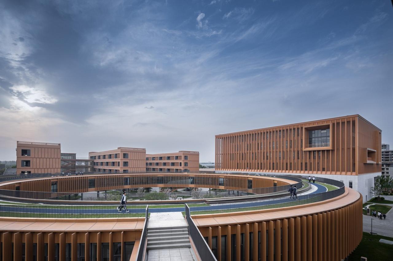 BIM建筑|江苏省梅村高级中学空港分校 / 华南理工大学建筑设计研究院