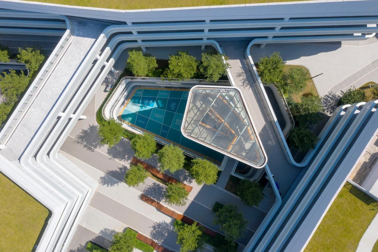 BIM建筑|南方科技大学附属实验学校 / 立方设计