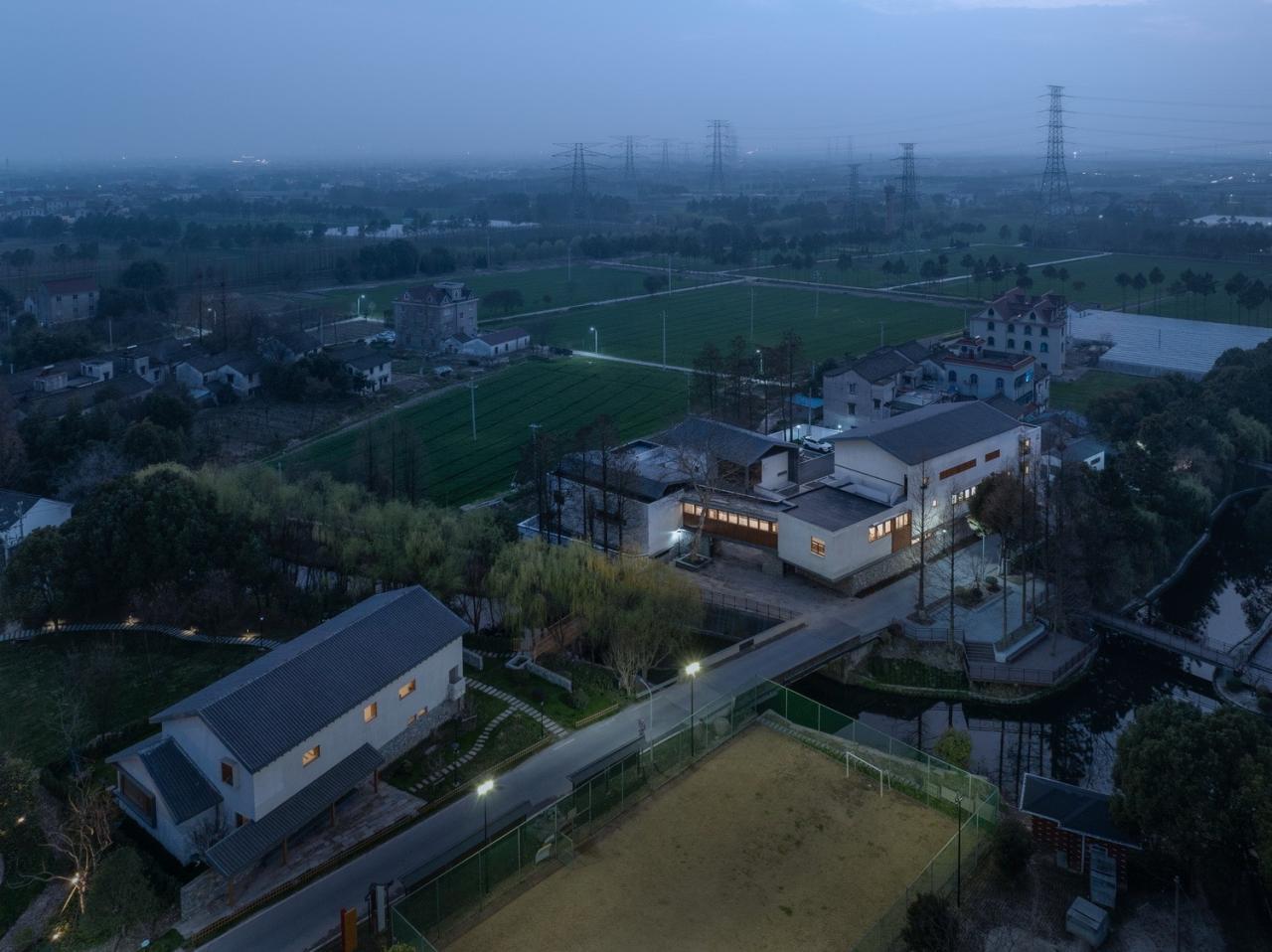 BIM建筑|龙南村党群中心 / 森上建筑