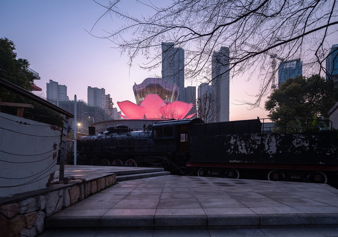 BIM建筑|整体可动的动态建筑：长沙“湘江之眼” / 朱培栋-line+建筑事务所