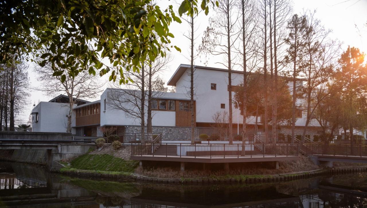 BIM建筑|龙南村党群中心 / 森上建筑