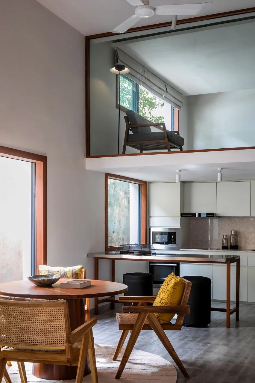 BIM建筑|布卢姆工作室使用手工水泥块装饰柬埔寨房屋