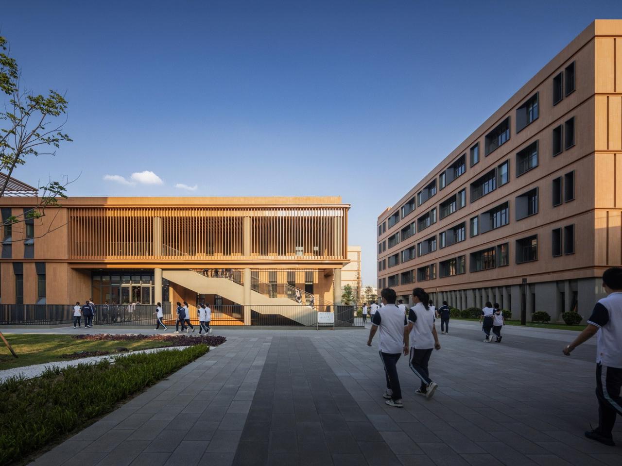 BIM建筑|江苏省梅村高级中学空港分校 / 华南理工大学建筑设计研究院