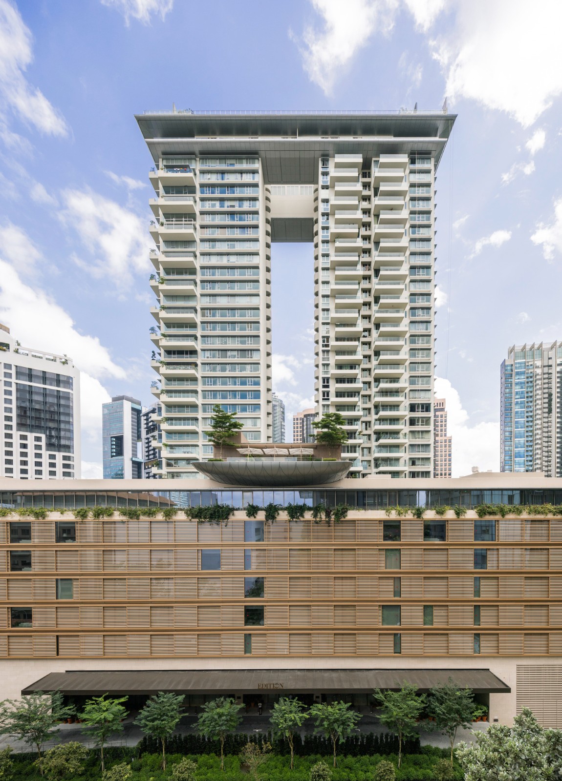 BIM建筑|铂瑞雅居与新加坡艾迪逊酒店 / 萨夫迪建筑事务所