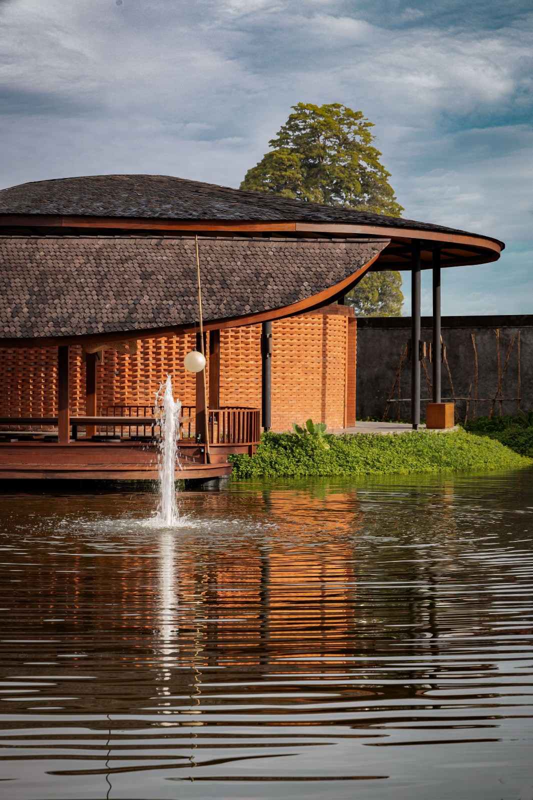 BIM建筑|Talaga Sampireun 巴厘岛餐厅 / K-Thengono Design Studio