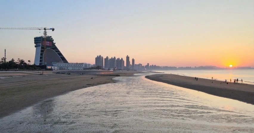 BIM建筑|开放工作室在烟台设计“太阳塔”