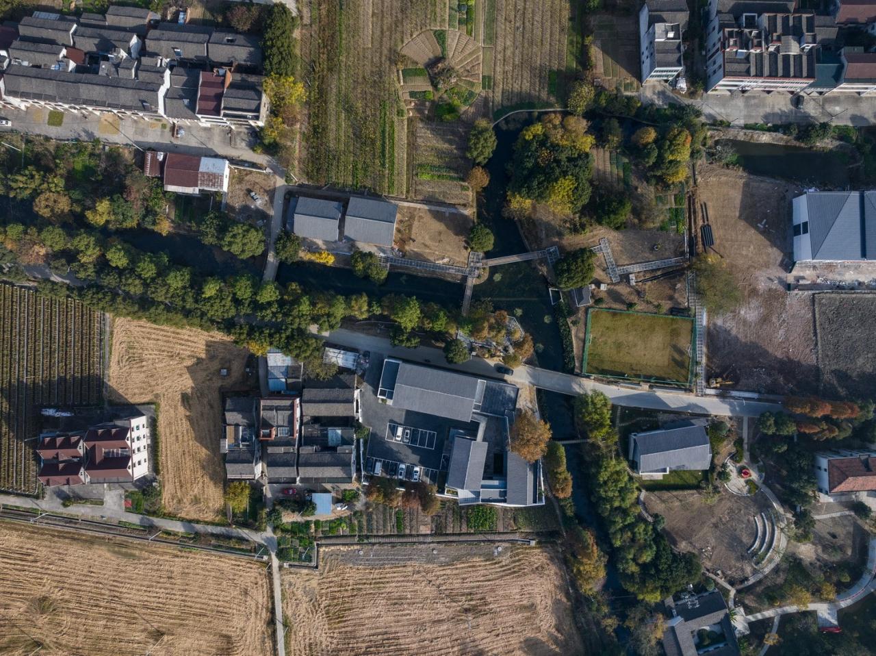 BIM建筑|龙南村党群中心 / 森上建筑