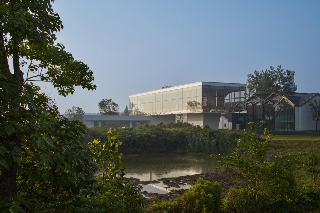 BIM建筑|白丁图书馆 / 源境建筑