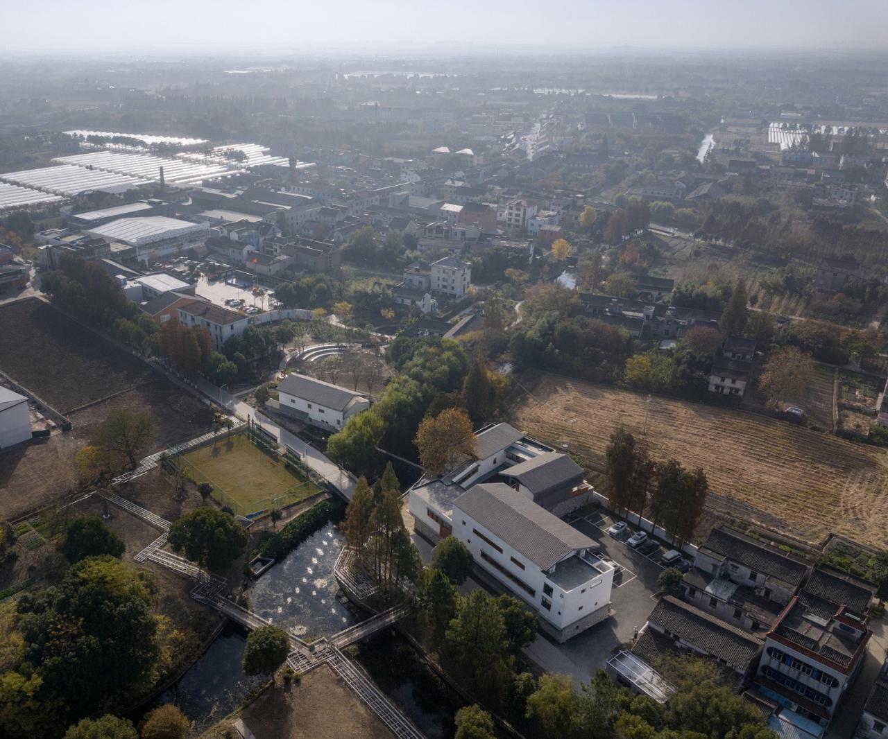 BIM建筑|龙南村党群中心 / 森上建筑