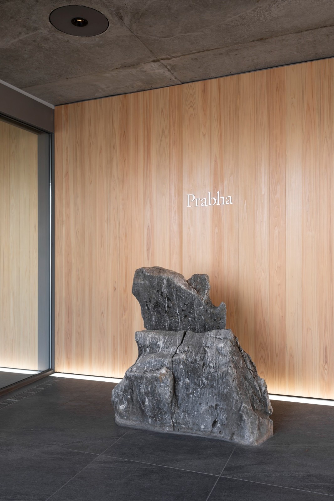 BIM建筑|Prabha 骨灰堂 / teamSTAR