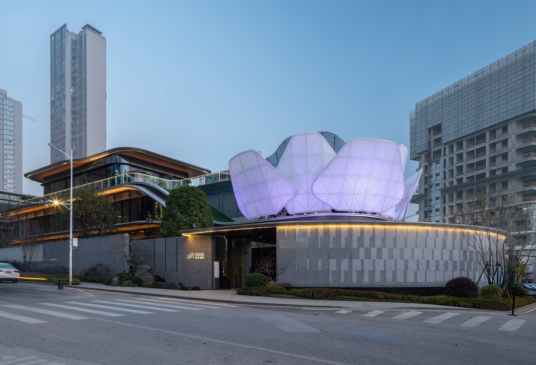 BIM建筑|整体可动的动态建筑：长沙“湘江之眼” / 朱培栋-line+建筑事务所