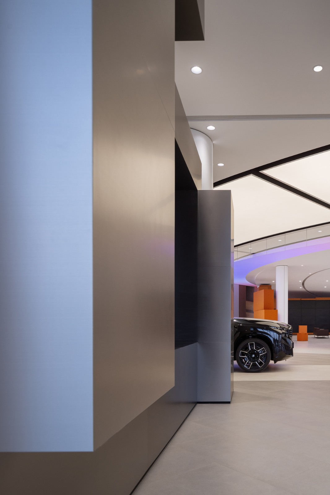 BIM建筑|充分考虑在地化和适应性，打造BMW宝马“绿星灯塔” / ARCHIHOPE