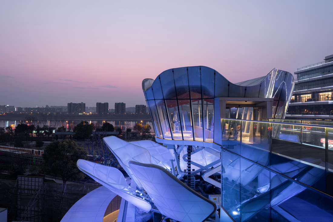 BIM建筑|整体可动的动态建筑：长沙“湘江之眼” / 朱培栋-line+建筑事务所