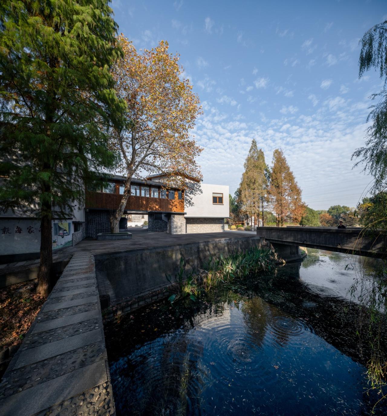 BIM建筑|龙南村党群中心 / 森上建筑