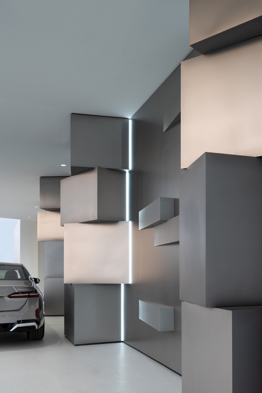 BIM建筑|充分考虑在地化和适应性，打造BMW宝马“绿星灯塔” / ARCHIHOPE