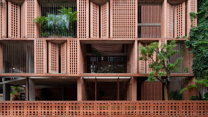 BIM建筑|热带空间工作室设计穿孔砖办公室