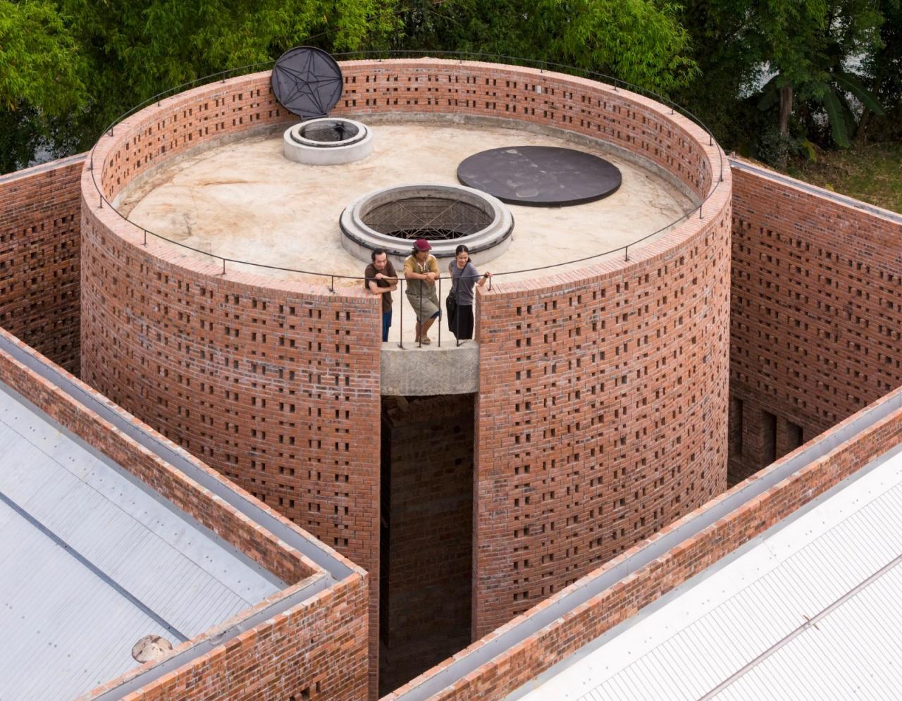 BIM建筑|陶俑工作室 / Tropical Space